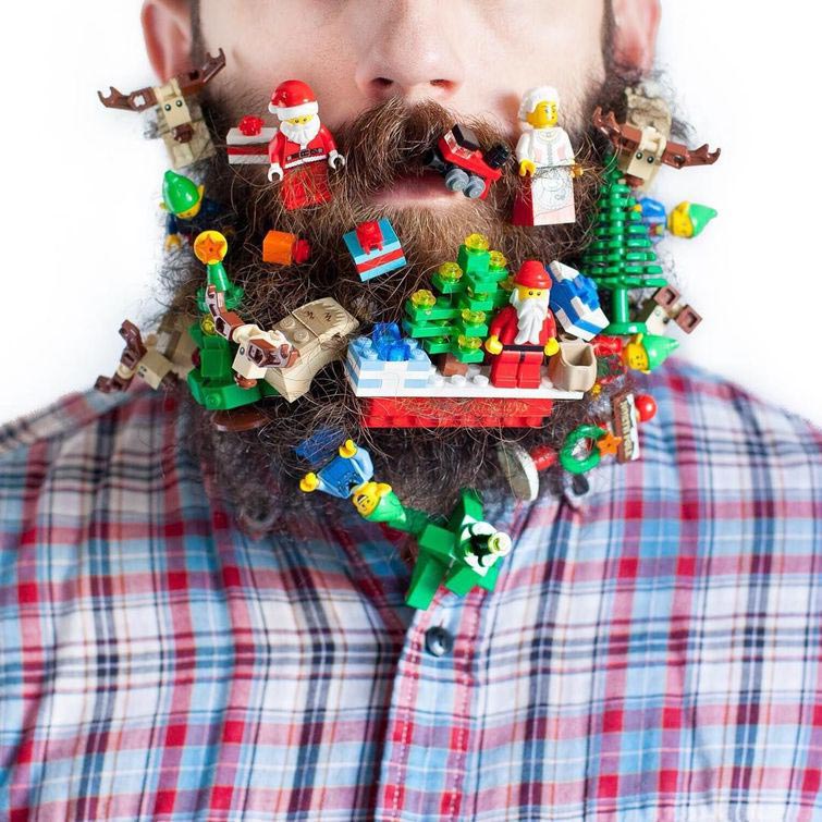 Jingles Beards, новогодние бороды, ёлочные шары в бороде, гирлянда в бороде