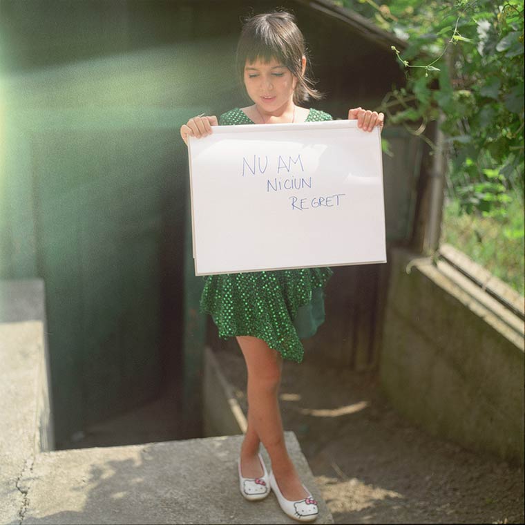 О чем вы больше всего сожалеете? Незнакомцы поделились своими самыми большими сожалениями в жизни люди поделились своими сожалениями, о чем вы больше всего сожалеете, Which Is Your Biggest Regret, Александра Ралука Драгой, Alecsandra Raluca Dragoi