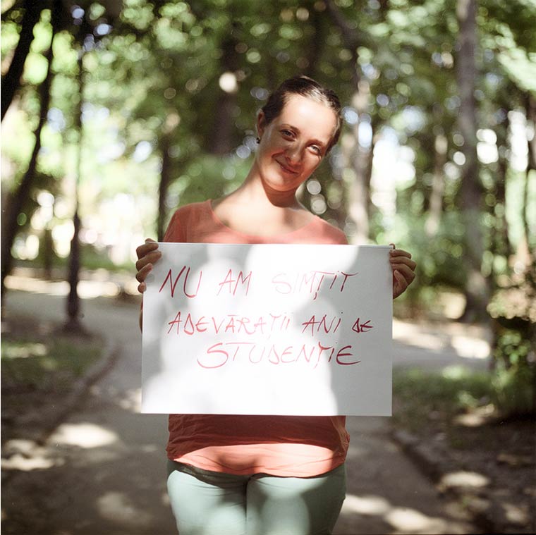 О чем вы больше всего сожалеете? Незнакомцы поделились своими самыми большими сожалениями в жизни люди поделились своими сожалениями, о чем вы больше всего сожалеете, Which Is Your Biggest Regret, Александра Ралука Драгой, Alecsandra Raluca Dragoi