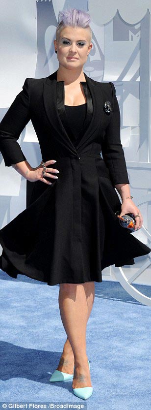 Лучшие и худшие наряды звёзд на MTV Movie Awards 2015 MTV Movie Awards 2015, красная дорожка MTV Movie Awards 2015, лучшие и худшие наряды MTV Movie Awards 2015