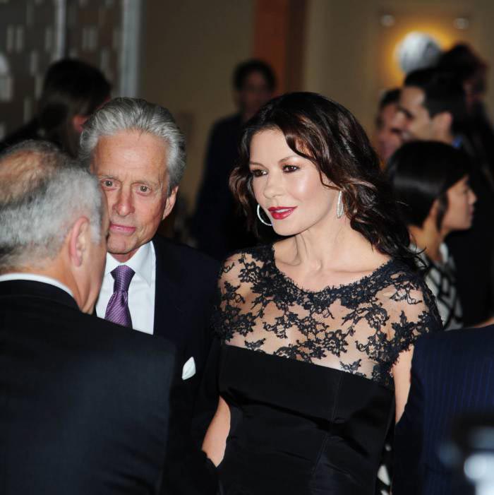 Кэтрин Зета-Джонс 2015, Catherine Zeta-Jones 2015, кэтрин зета-джонс пластическая операция