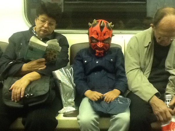 мода петербургского метро, мода метро, модники в транспорте, странные пассажиры метро 