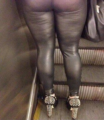 мода петербургского метро, мода метро, модники в транспорте, странные пассажиры метро 