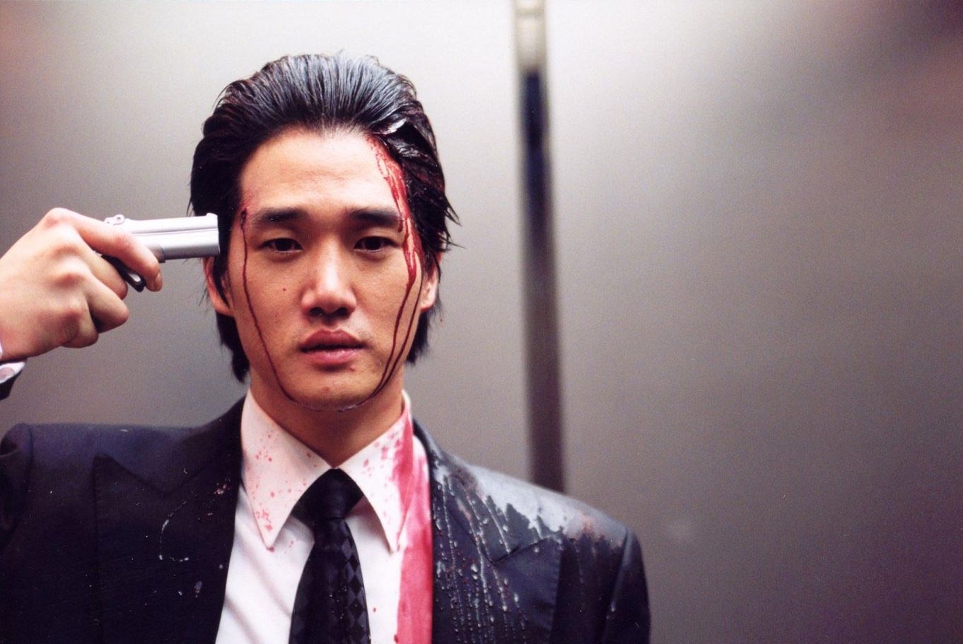 фильмы с закрученным сюжетом, сложные фильмы