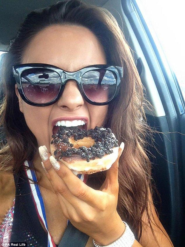 за 5 месяцев привела себя в форму, девушка победила в категории мисс бикини, набрала форму за 5 месяцев