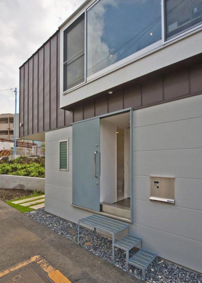 треугольный дом, крошечный треугольный дом, внутри крошечного дома, внутри маленького дома, интерьер маленького дома