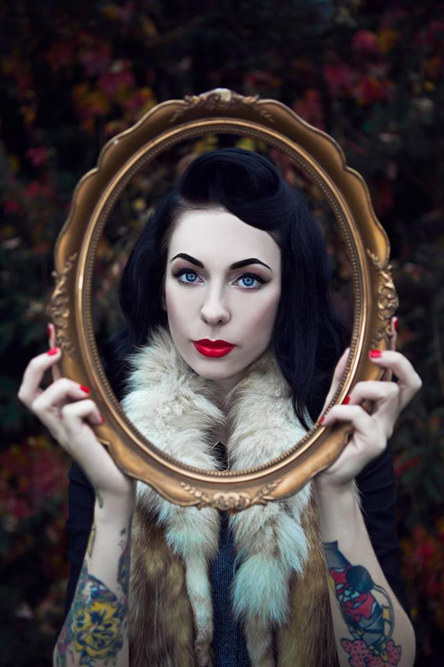 Каролина Риволова, Karolina Ryvolova, чешские женщины