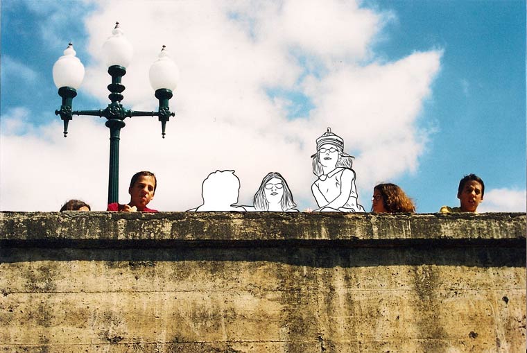 ушедшие из памяти, Faded Memory, художник стёр из старых фотогарфий друзей