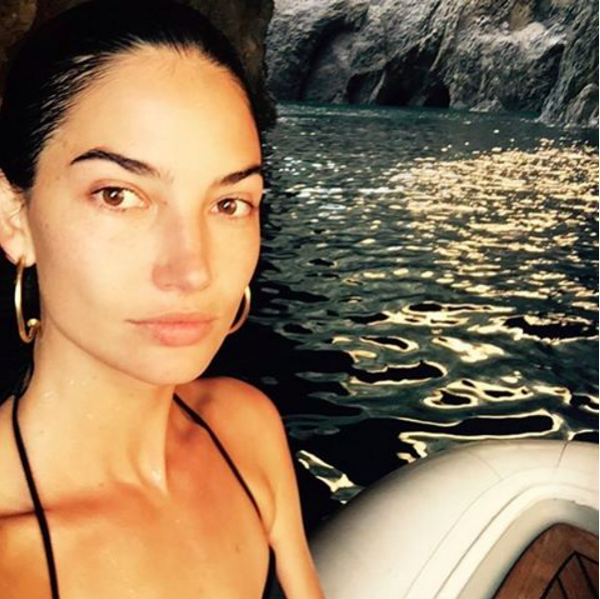  моделеи Victoria's Secret без макияжа