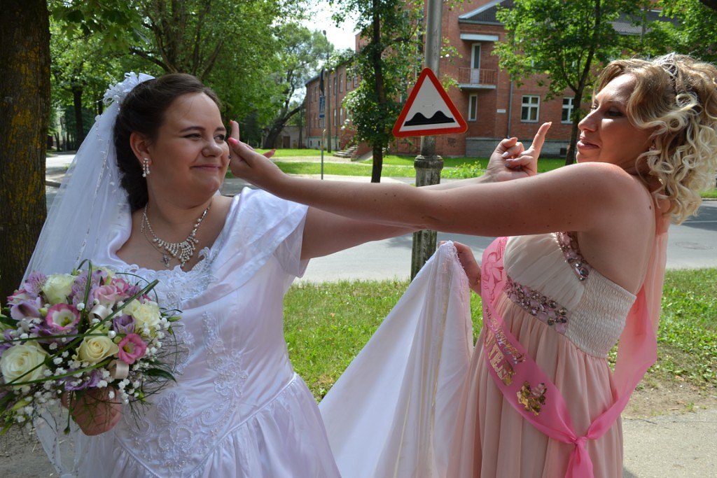 Моя ужасная невеста. Ужасные русские свадьбы. Ужасные фотографии со свадьбы. Страшная невеста. Стремные фото со свадьбы.