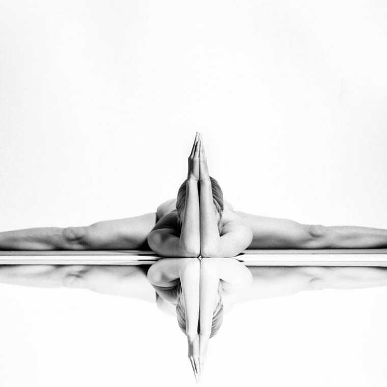 девушка фото йога Instagram