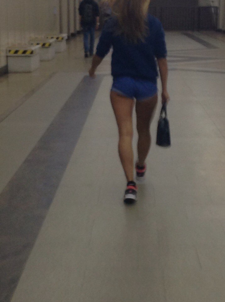 мода петербургского метро, мода метро, модники в транспорте, странные пассажиры метро 