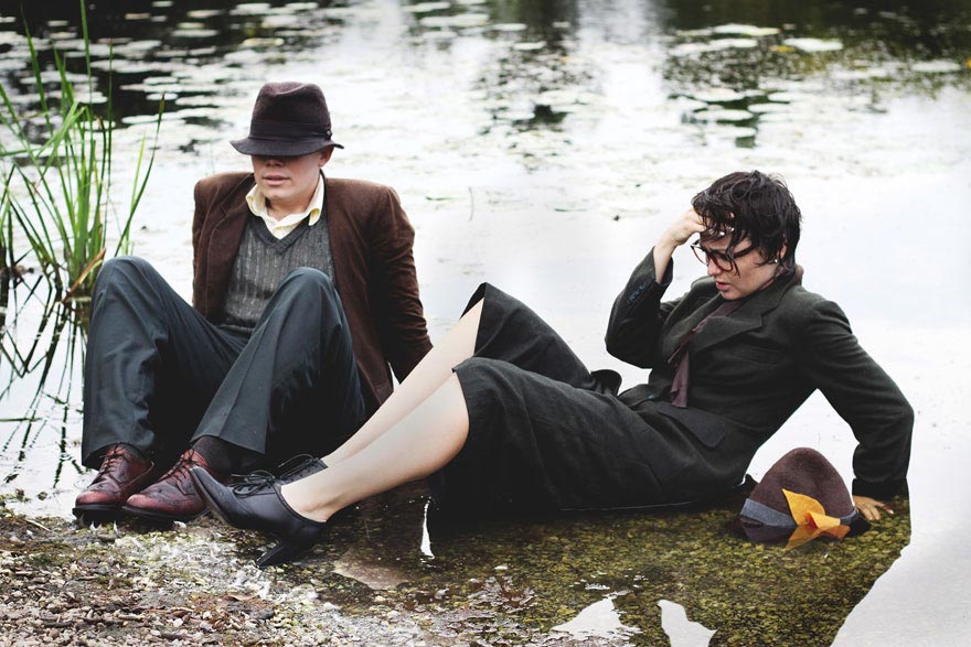 пара воссоздала сцены из мультика «101 далматинец»