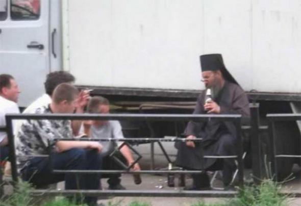 Это Россия детка, только в России, умом Россию не понять 