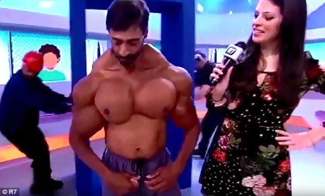 Культурист над которым смеялись из-за его худобы, Валдир, Valdir, закачал синтол, раскачался стали смеяться больше