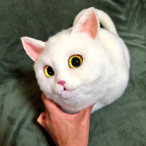 Реалистичные сумки в виде кошек, ставшие новым модным трендом в Японии сумки в виде кошек. реалистичные сумки в виде кошек