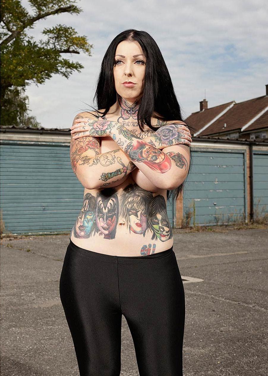 Алан Поудрил, Alan Powdrill, Covered, татуированные люди в одежде и без