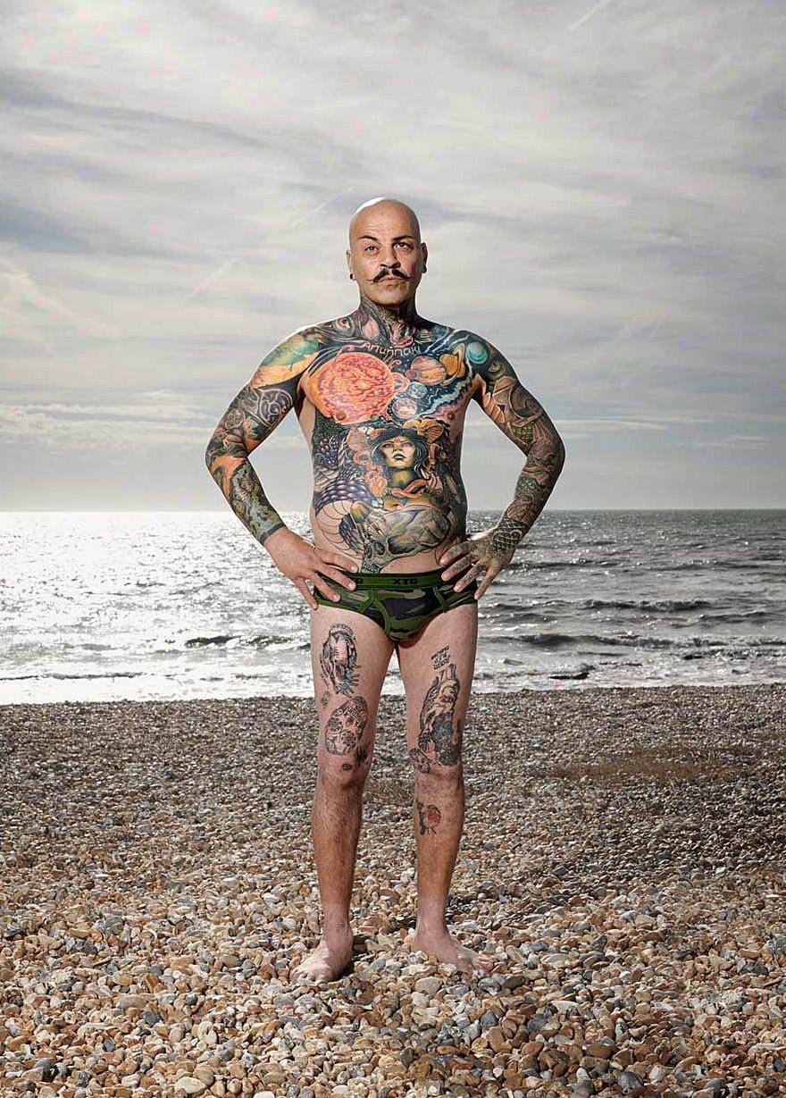 Алан Поудрил, Alan Powdrill, Covered, татуированные люди в одежде и без