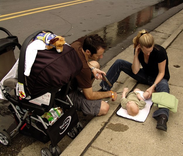смешные дети, дети хулиганят, дети худшие соседи