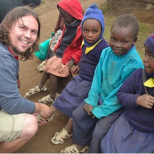 обувь которая растёт, обувь для бедных детей, Кентон Ли, Kenton Lee