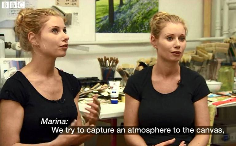 Marina and Irina Fabrizio, Марина и Ирина Фабрицио, художницы близнецы, художницы близнецы рисуют ту ж картину, художницы близнецы рисуют не говоря ни слова