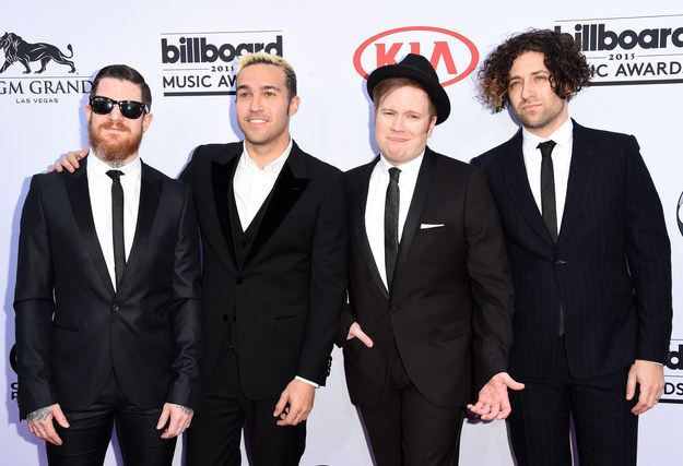 Наряды голливудских звёзд на Billboard Music Awards 2015, Billboard Music Awards 2015