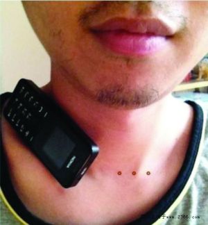 Новый безумный тренд: азиатские девушки используют свои ключицы, чтобы поместить туда как можно больше монет монеты в ключицах, selfies coins collarbones, ключицы