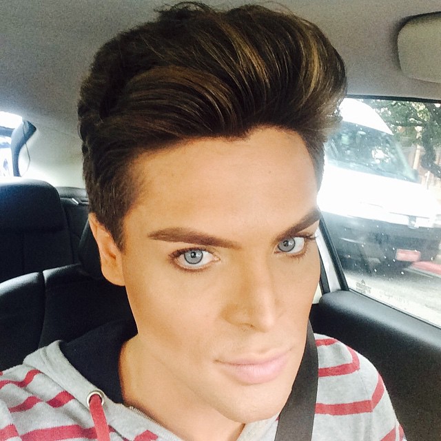 Маурисио Гальди, Mauricio Galdi, живой Кен, парень превратил себя в куклу