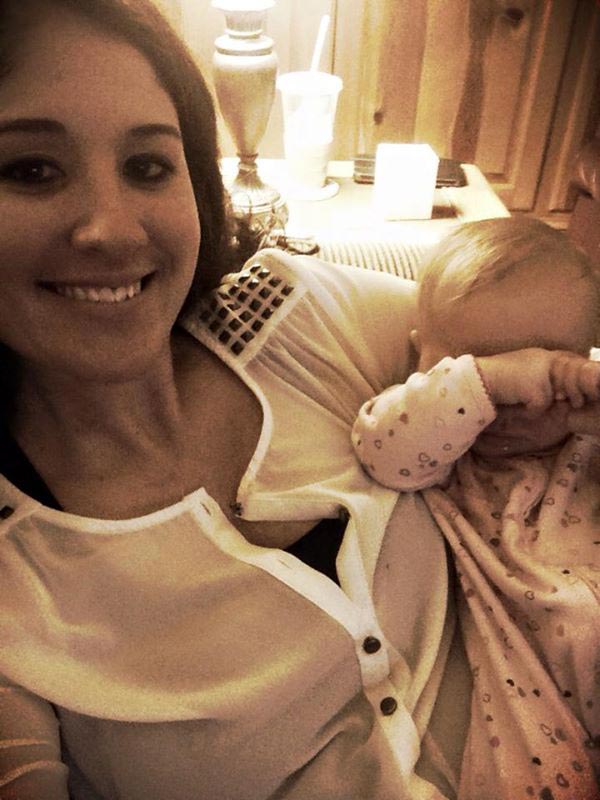 Мама вышла из комы, когда впервые услышала, как плачет её новорожденный ребенок мама из комы плачь её ребенка, мама услышала плачет её ребенок вышла из комы