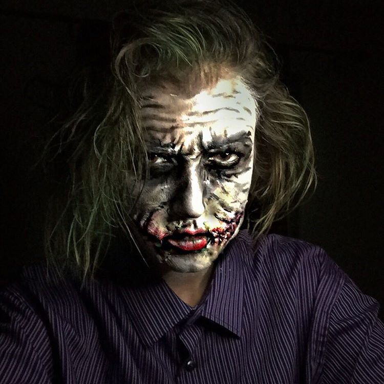 девушка превращается в звёзд при помощи макияжа, Ребека Свифт