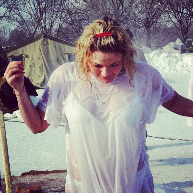 крещенские купания Instagram, купания на крещение Instagram, крещенские купания 2014, крещенские купания 2014 фото