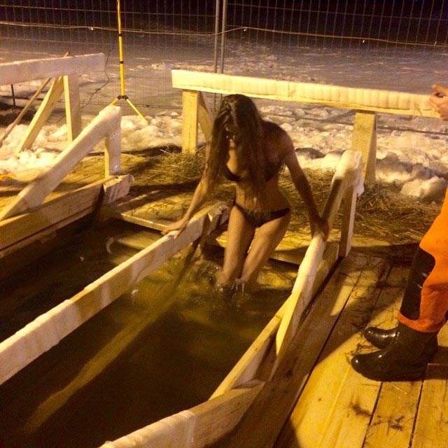 крещенские купания Instagram, купания на крещение Instagram, крещенские купания 2014, крещенские купания 2014 фото