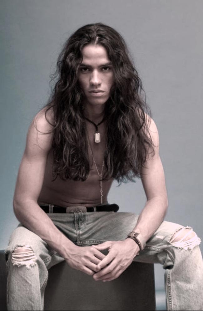 мужчины с длинными красивыми волосами, парни с длинными волосами, парни с длинными волосами фото, парни с красивыми волосами