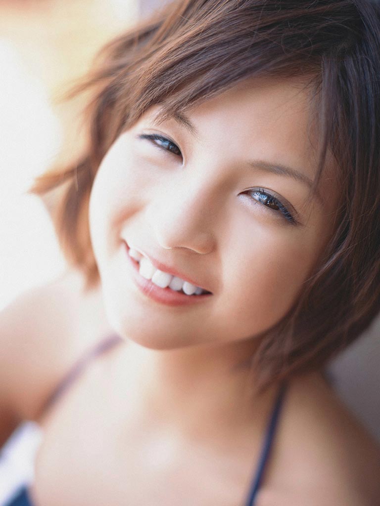 Мода в японии на кривые зубы