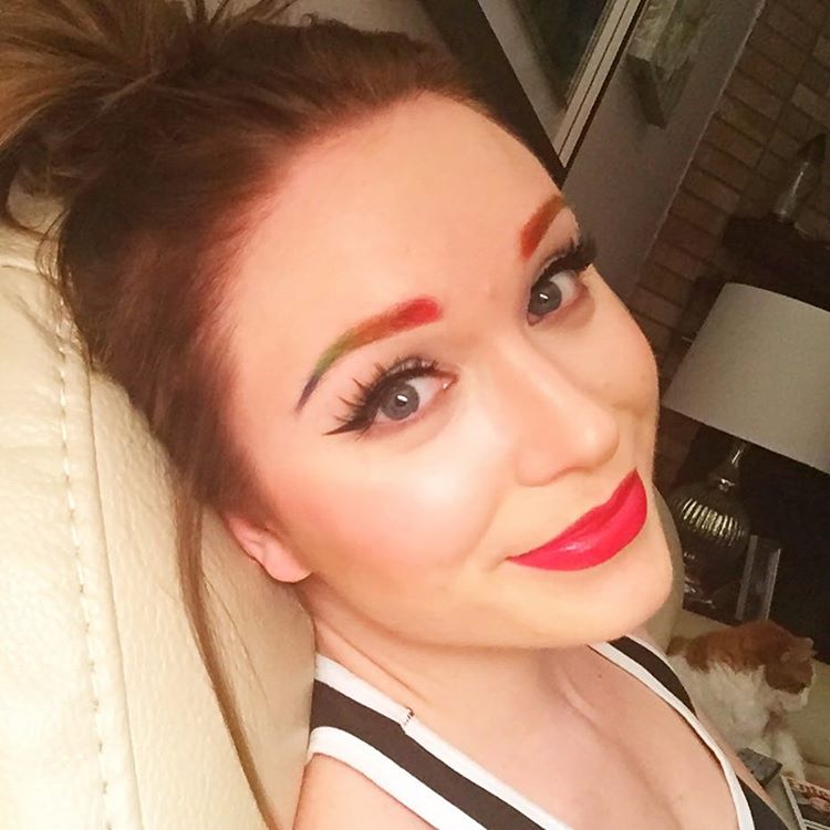 Радужные брови, разноцветные брови, rainbow eyebrows