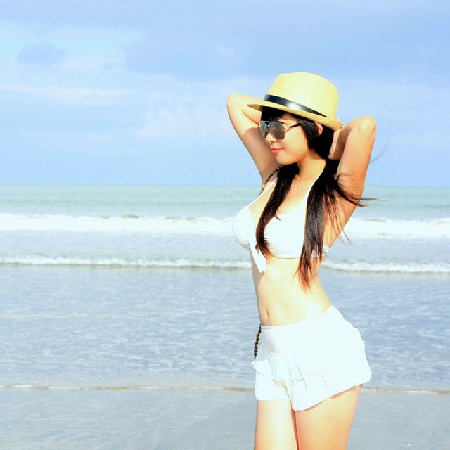 раздельный купальник, полные девушки в купальниках