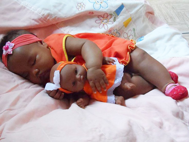 дети как игрушки, дети похожие на своих кукол