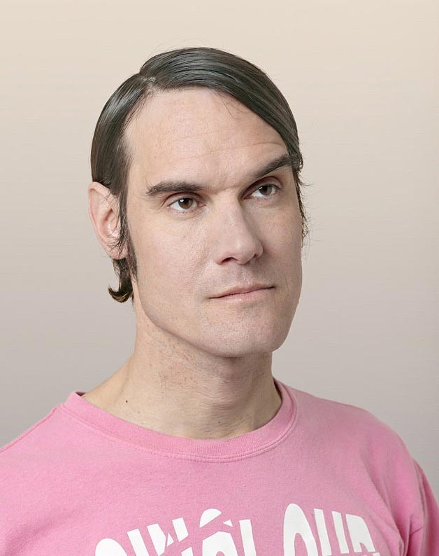 Успешные модели рук демонстрируют свои менее успешные лица лица моделей рук, модели рук показали свои лица, модели рук демонстрируют лица