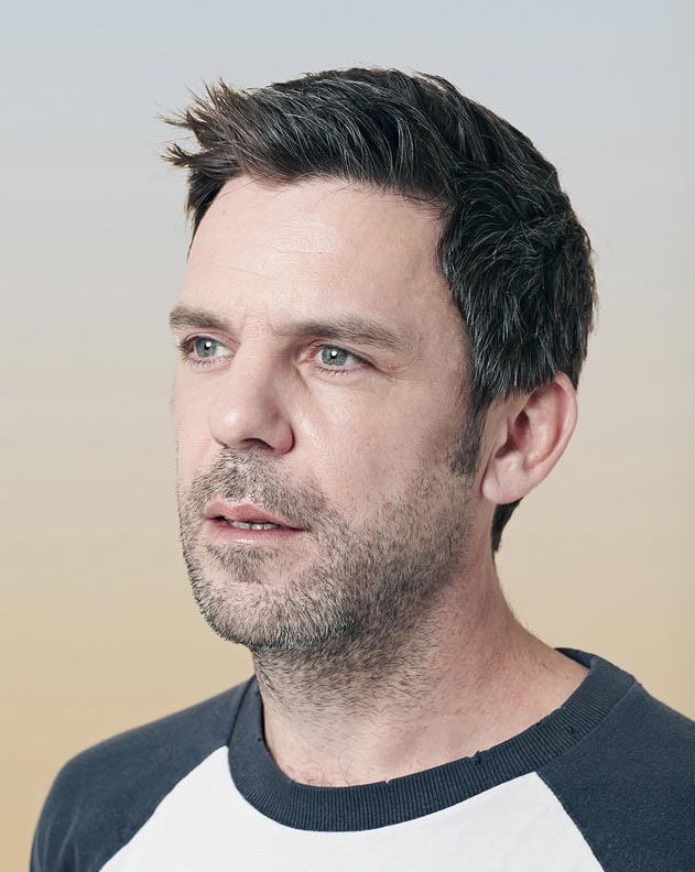 Успешные модели рук демонстрируют свои менее успешные лица лица моделей рук, модели рук показали свои лица, модели рук демонстрируют лица