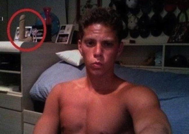 компрометирующие снимки, люди скомпрометировали себя, снимки не должны были попасть в интернет