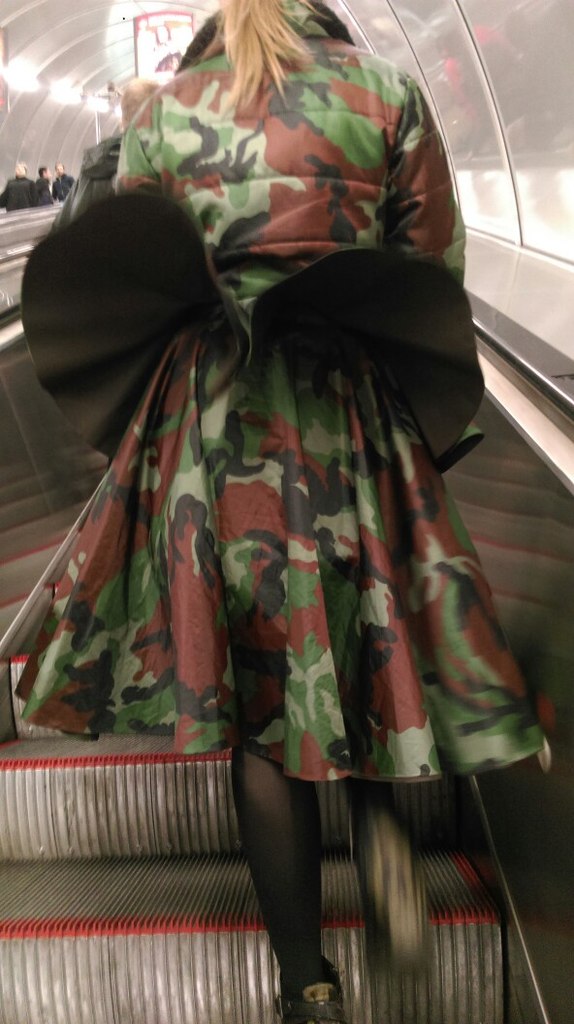 мода петербургского метро, мода метро, модники в транспорте, странные пассажиры метро 