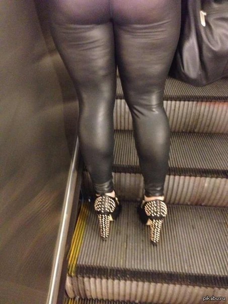 мода петербургского метро, мода метро, модники в транспорте, странные пассажиры метро 