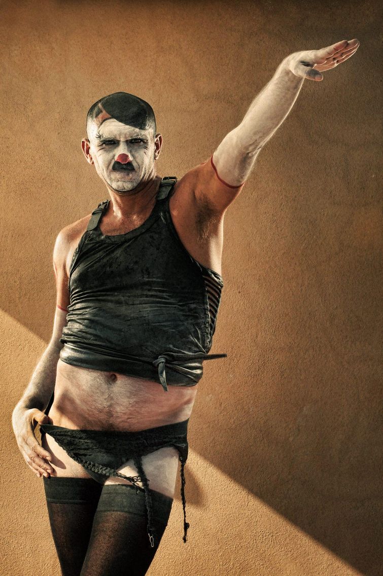 Клоунвилль, Clownville,  Эоло Перфидо, Eolo Perfido, коулрофобия, боязнь клоунов фото, фото страшных клоунов