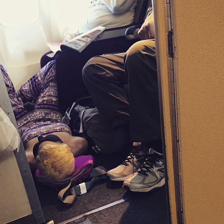 жуткие пассажира самолёта, Passenger shaming