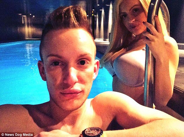 Анастасия Рискосс, Anastasia Reskoss, Квентаин Дехар,Quentin Dehar, пара пластические операции стать похожими на Барби и Кена