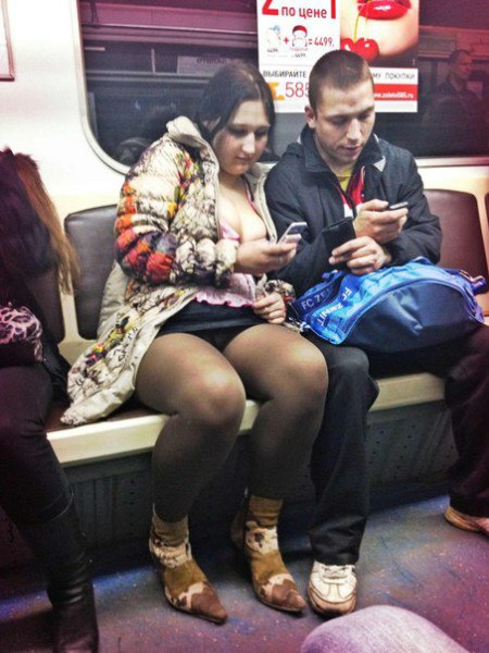 мода петербургского метро, мода метро, модники в транспорте, странные пассажиры метро 