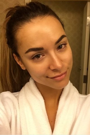 Мисс вселенная без макияжа, Мисс вселенная 2015