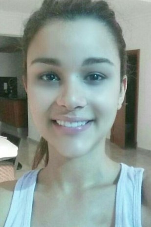 Мисс вселенная без макияжа, Мисс вселенная 2015