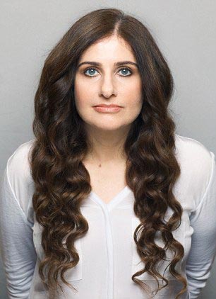 Волосы четырех кудрявых женщин до и после выпрямления и укладки кучерявые волосы до и после выпрямления и укладки, кудрявые волосы до и после укладки и выпрямления, кудрявые волосы после укладки, кучерявые волосы после выпря