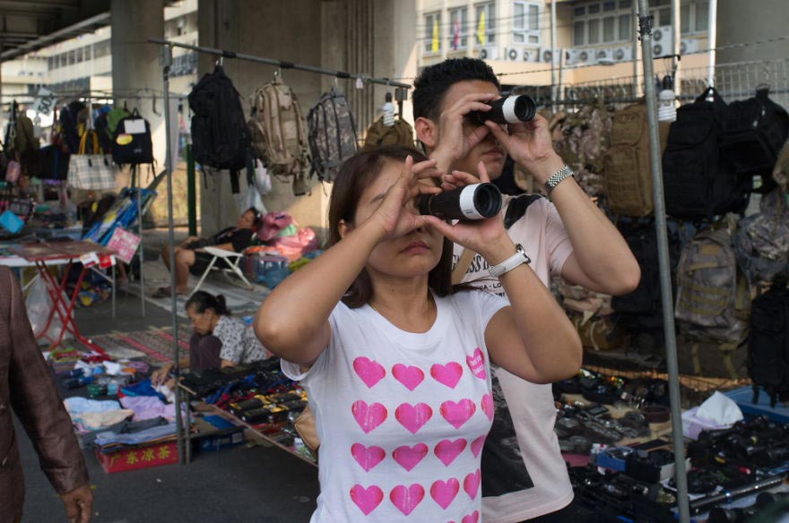 Копировать-вставить: фотограф путешествует по Азии и фотографирует одинаковых людей Дорел Фрумусану, Dorel Frumusanu, Same Same But Different, одинаковые люди